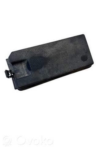 MERCEDES A1645400182 Крышка блока предохранителей в наличии Николаев