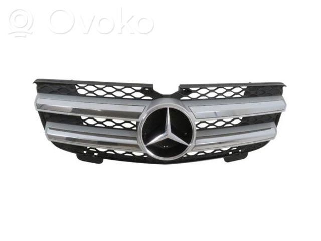 MERCEDES A16488001859776 Решетка радиатора в наличии Каменское