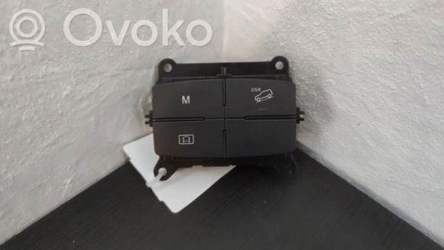 Блок кнопок центральной консоли A1669055202 MERCEDES