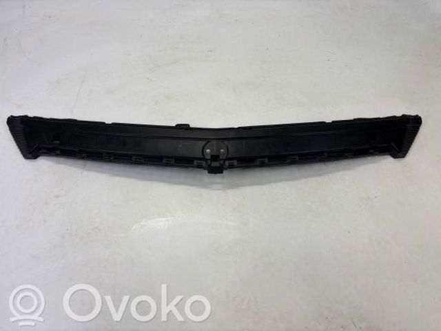 MERCEDES A1768850365 Кронштейн бампера переднего в наличии Каменское