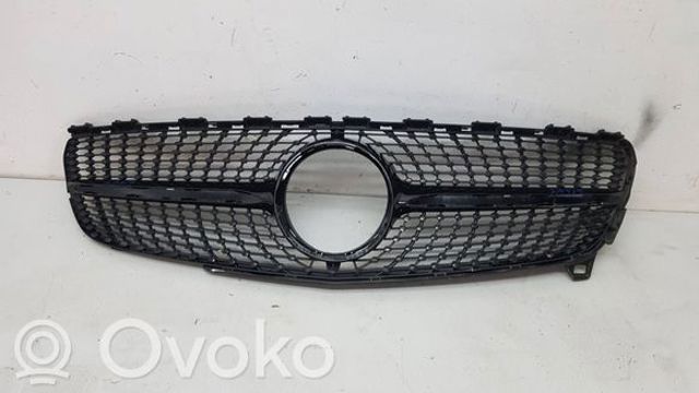 Облицовка радиатора A1768881760 MERCEDES