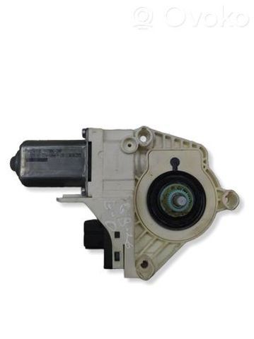 MERCEDES A2037202946 в наличии Львов