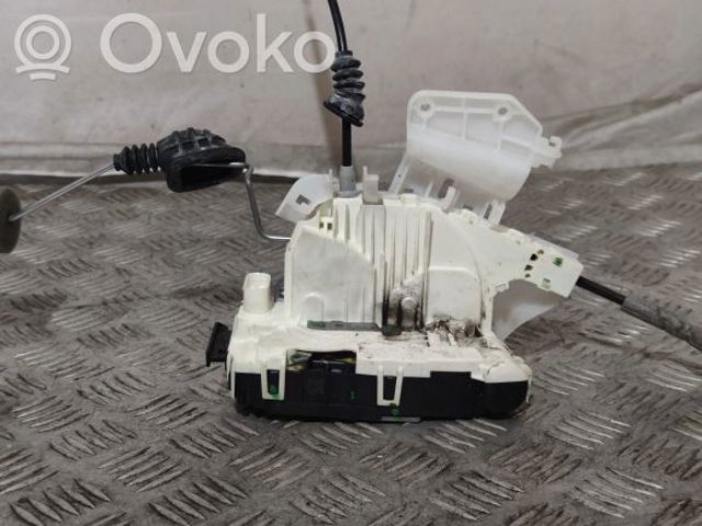 MERCEDES A2047203635 Замок двери передней правой в наличии Кривой Рог