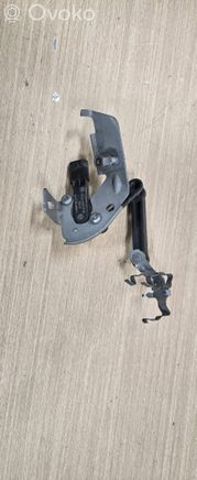 MERCEDES A2069058004 Датчик уровня положения кузова задний правый в наличии Черкассы