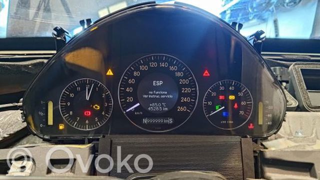 MERCEDES A2115405348 Панель приборов в наличии Винница