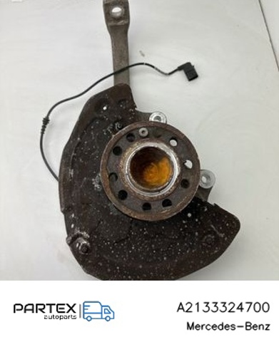 Цапфа поворотная левая A2133324700 MERCEDES