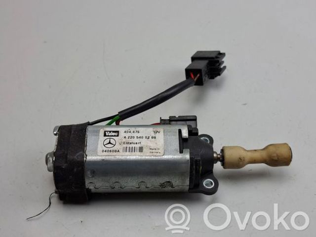 Мотор перемещения рулевой колонки A2205400288 MERCEDES