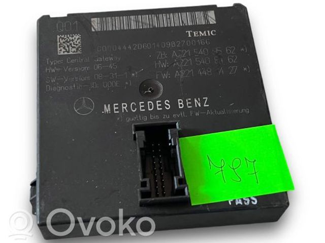 MERCEDES 2215409562 в наличии Черновцы