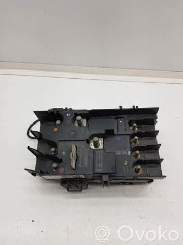 MERCEDES A2225402350 Блок предохранителей в наличии Киев
