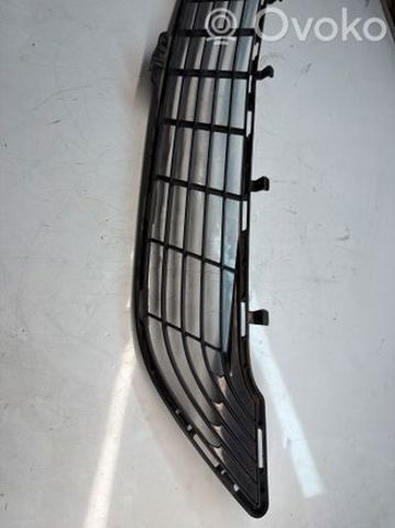 MERCEDES A2228850124 Решетка бампера в наличии Львов