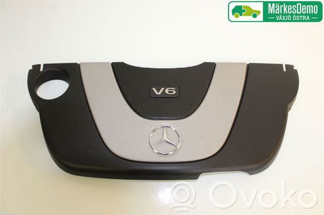 Крышка мотора декоративная A2720101067 MERCEDES