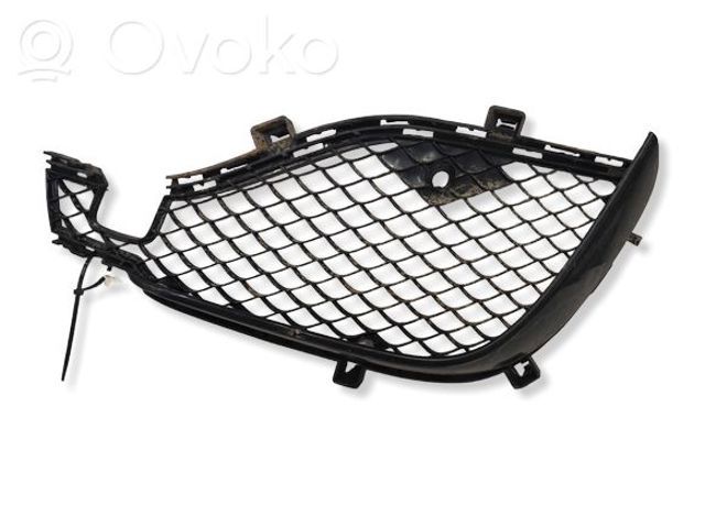 MERCEDES A292885332228 Решетка бампера переднего правая в наличии Винница
