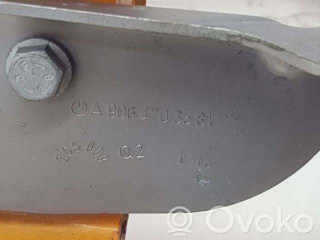 A9066202500 MERCEDES Усилитель бампера переднего купить в Ужгород