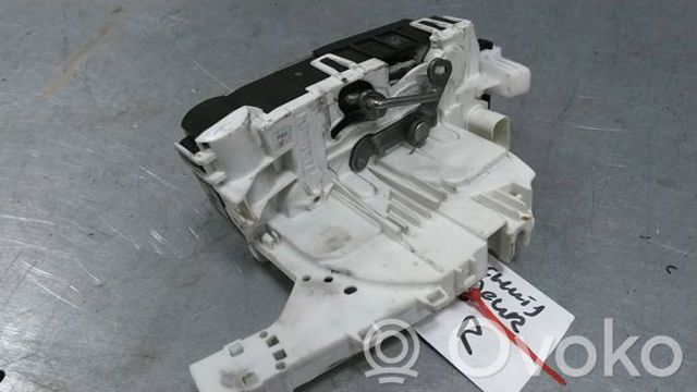A9067301900 MERCEDES Замок двери боковой сдвижной правой купить в Каменское