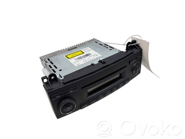 MERCEDES 9068200079 Магнитола (радио AM/FM) в наличии Кривой Рог