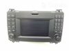 Головний пристрій радіо/cd/dvd/gps mercedes-benz sprinter w906 2010 a9069000203 mercedes-benz sprinter w906 2010, 135kw, 3000cm3. запчастини в наявності та під замовлення. гарантія на встановлення. актуальну ціну та наявність уточнюйте за телефоном або vi A9069000203