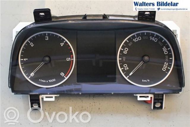 LAND ROVER AH2210849EJ Панель приборов в наличии Украина