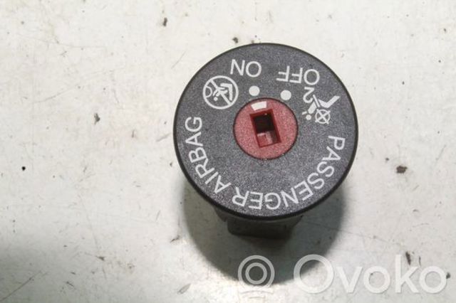 AV1T14B268AB FORD Замок отключения (деактивации) подушки безопастности пассажира купить в Ужгород