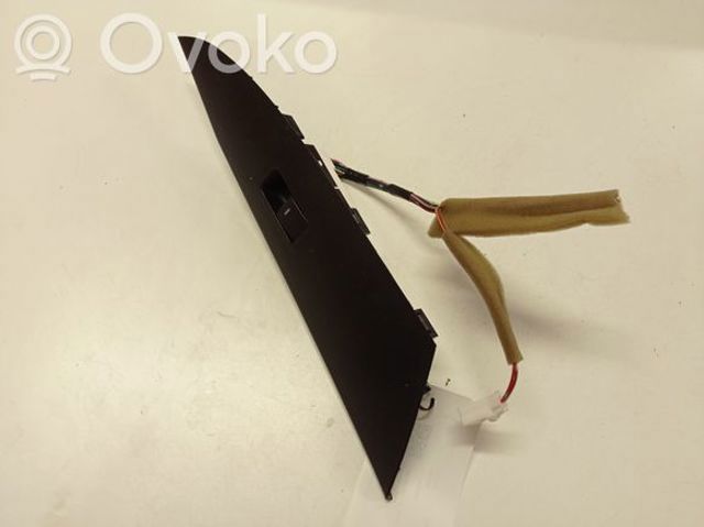 BBP366370B MAZDA Кнопка включения мотора стеклоподъемника передняя правая купить в Житомир