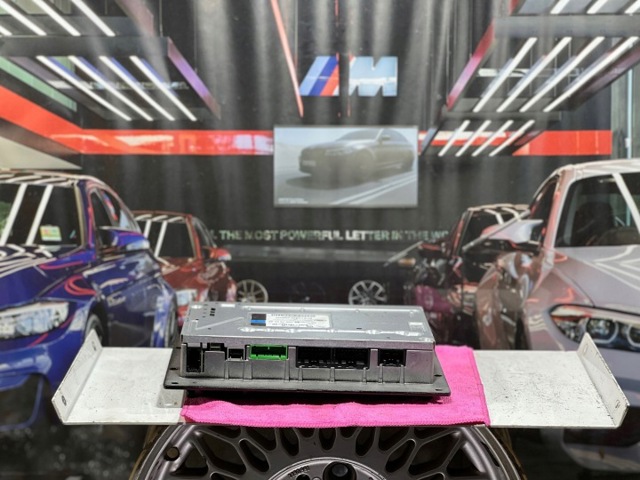 BJ3219C164AG LAND ROVER купить в Ровно
