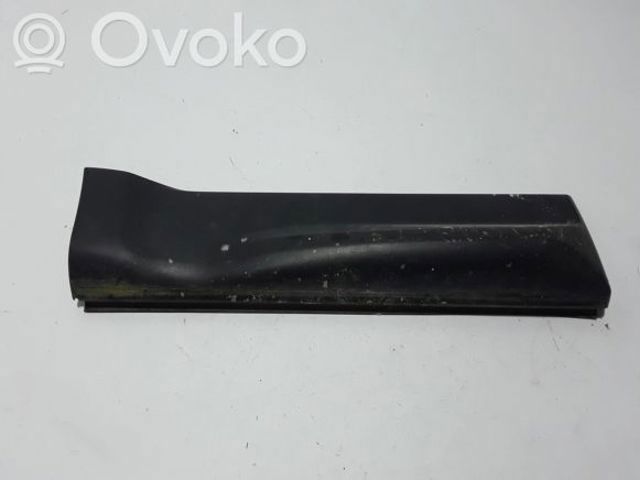 Молдинг задней правой двери DGP000222PCL LAND ROVER