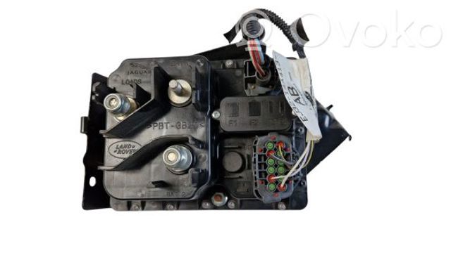 EJ3214F70AB Блок предохранителей купить Одесса