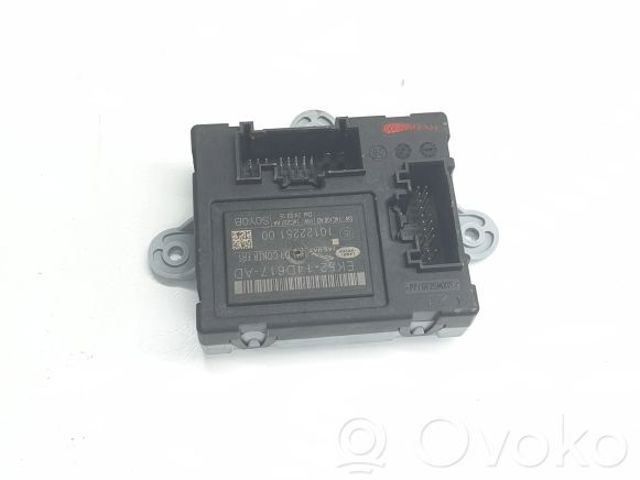 LAND ROVER EK5214D617AD в наличии Тернополь