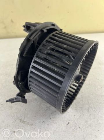 NISSAN F667217D Вентилятор печки в наличии Львов
