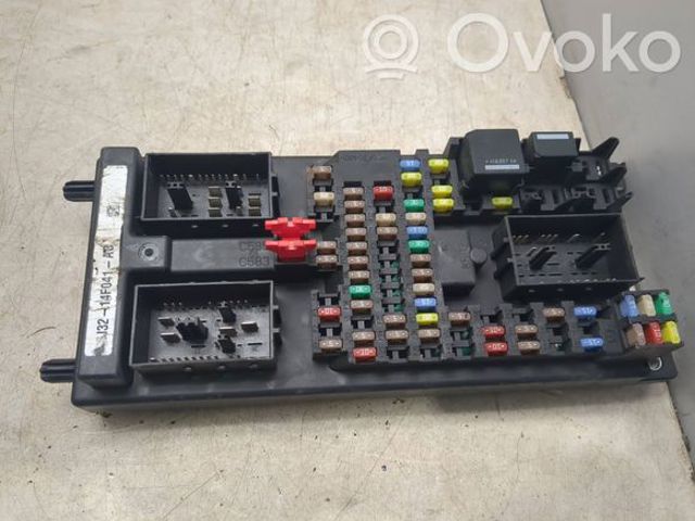 GJ3214F041AB LAND ROVER купить в Каменское