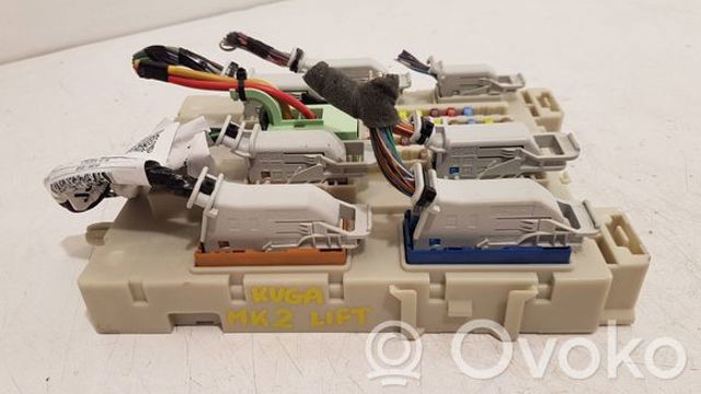 FORD GV6T14A073EJ Блок предохранителей в наличии Черкассы