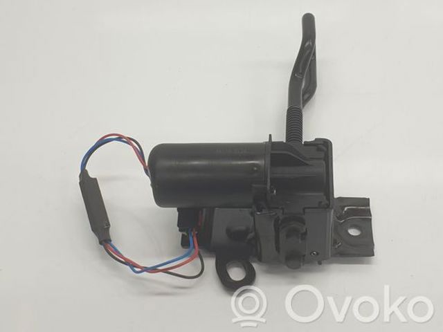 LAND ROVER HK83600C72AB в наличии Ровно