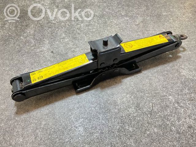 LAND ROVER KAJ500122 в наличии Харьков