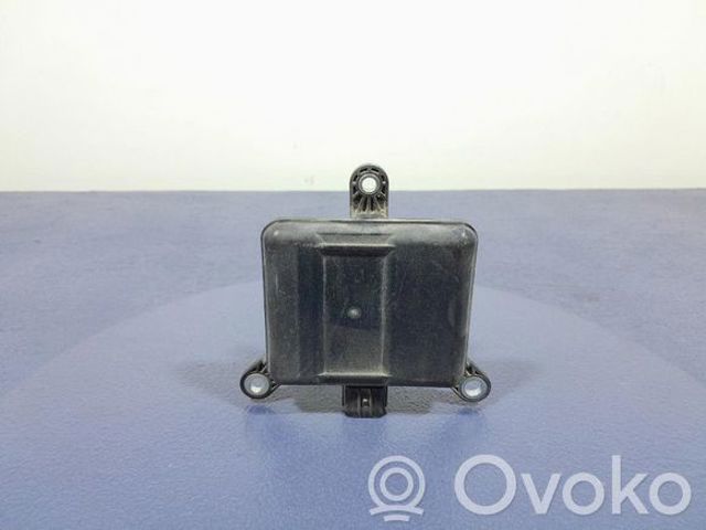 Датчик контроля мертвой зоны, задний KB8C67Y30C MAZDA