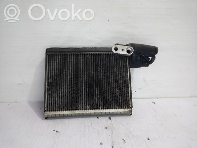 LAND ROVER LR015350 Испаритель кондиционера в наличии Киев
