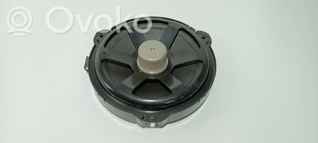 LAND ROVER LR018047 в наличии Чернигов
