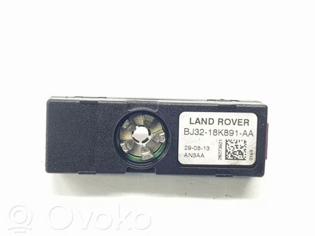 LAND ROVER LR024441 в наличии Чернигов