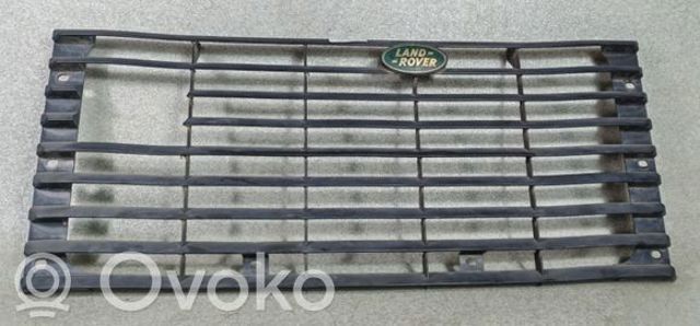 LR038615 LAND ROVER Решетка радиатора купить в Чернигов