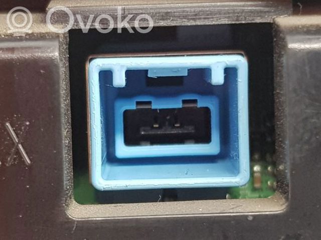 Приборная доска LR069049 LAND ROVER
