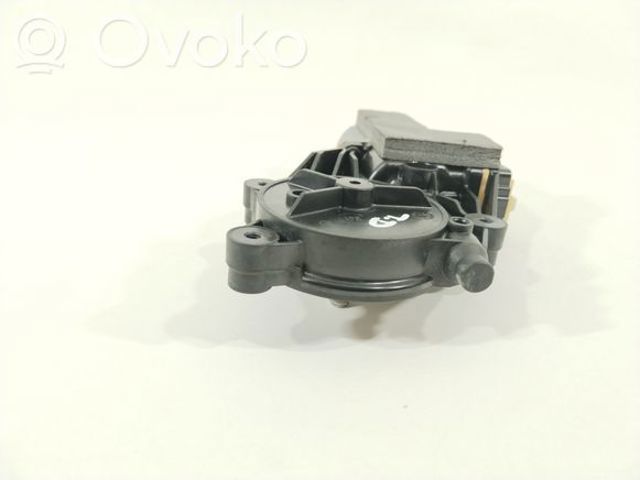 Стеклоподъемник задней правой двери LR078870 LAND ROVER