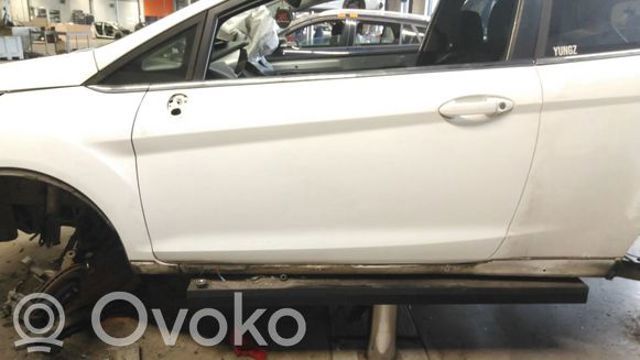 Передняя левая дверь P8A61B20125KA FORD