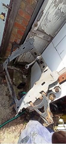 8200033099 RENAULT Балка передней подвески (подрамник) купить в Ирпень