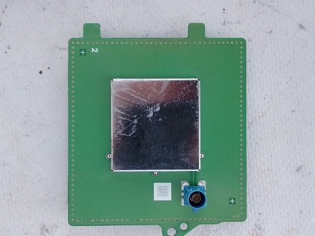 TESLA 107973400C Антенна GPS в наличии Одесса