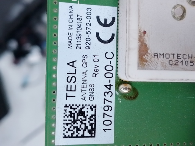 TESLA 107973400C Антенна GPS в наличии Днепр