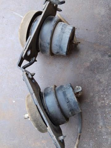 TOYOTA 1236251010 Подушка (опора) двигателя левая в наличии Запорожье