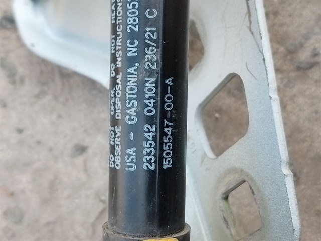 Упор капота 150554700A TESLA