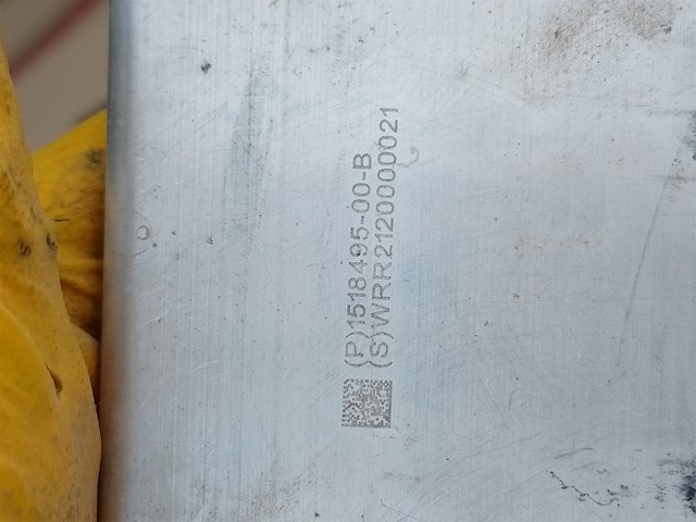 Усилитель передней ниши багажника 151849500B TESLA