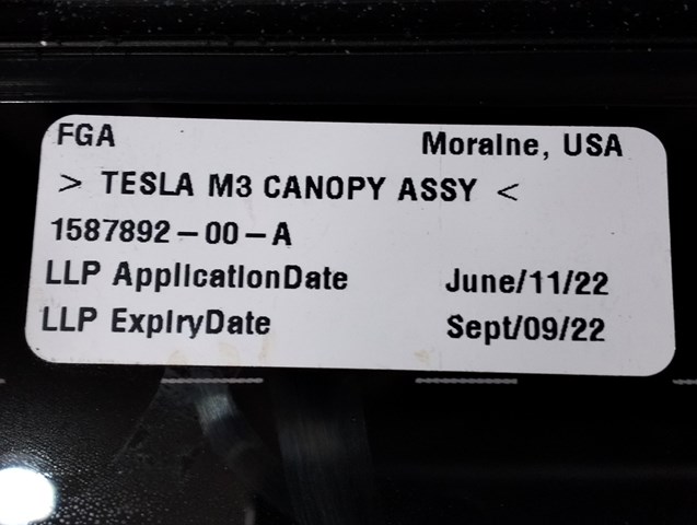 Антенна на крышу 158560100E Tesla Model