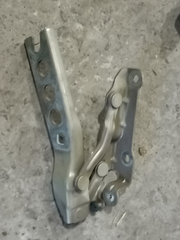 Завес капота, правый 1Z0823302C VAG