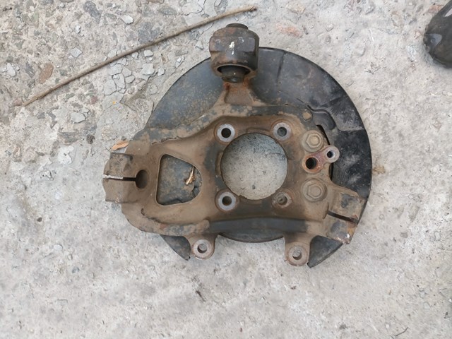 43018EB300 NISSAN Цапфа (поворотный кулак) задний правый купить в Хмельницкий