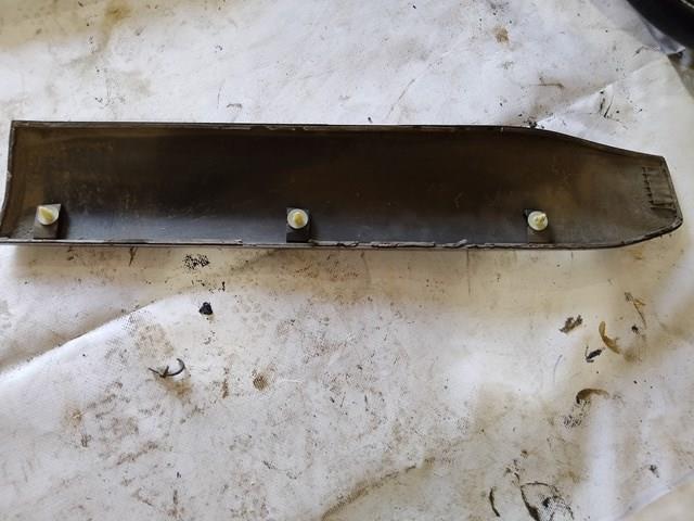 Накладка задней левой двери 5757A021 MITSUBISHI